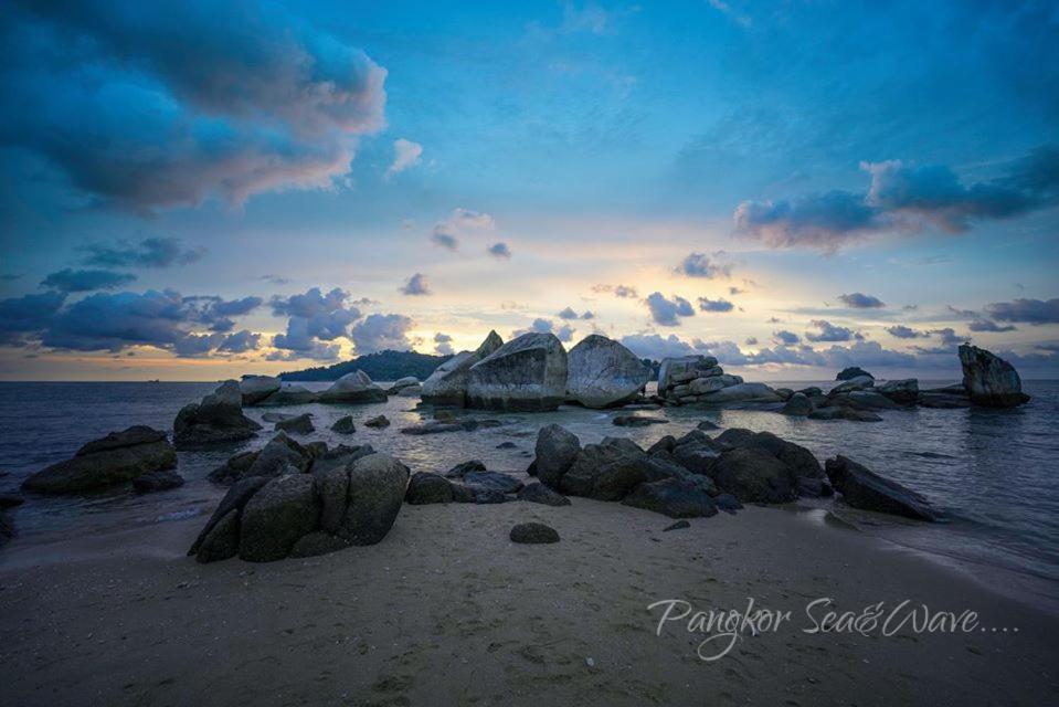 Sea & Wave #1 Coral Bay Apartment Pekan Pangkor Kültér fotó